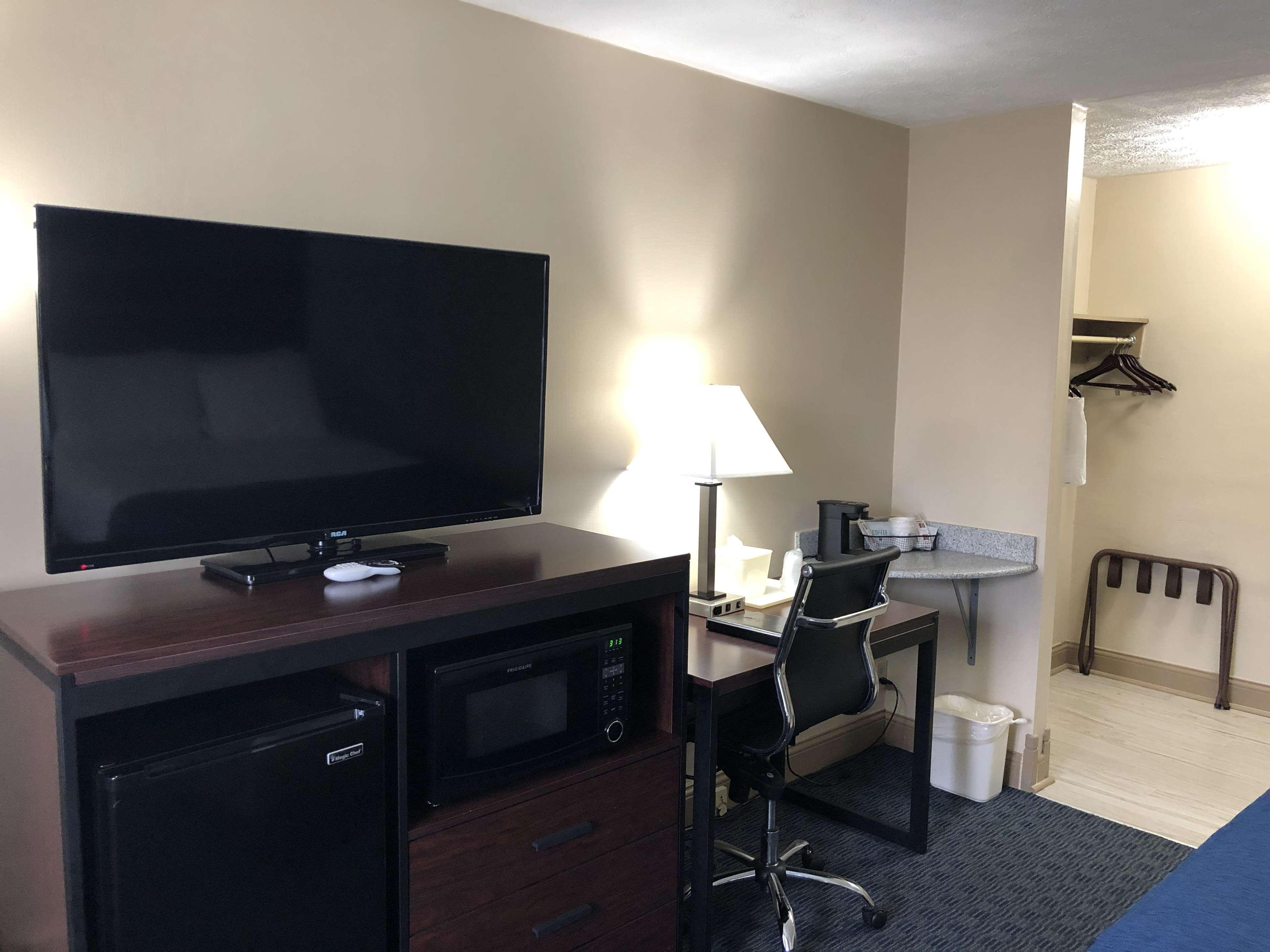 Surestay Hotel By Best Western Bardstown General Nelson Экстерьер фото